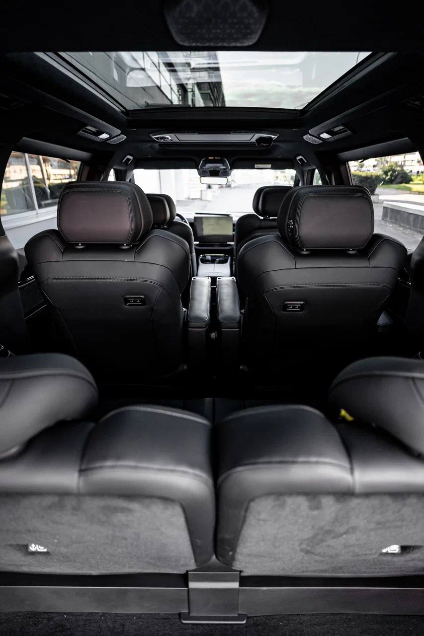 Zeekr 009 140 kWhid-4675