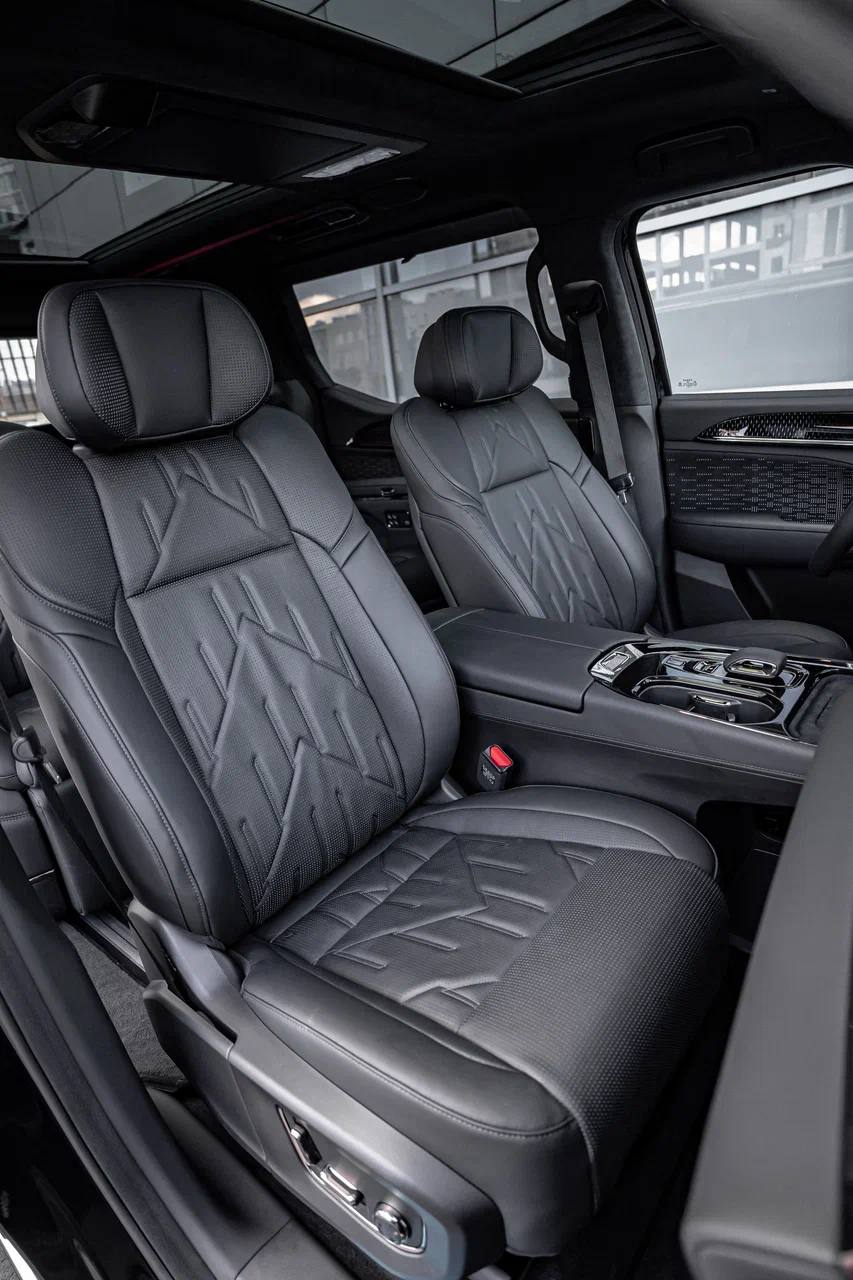 Zeekr 009 140 kWhid-4675