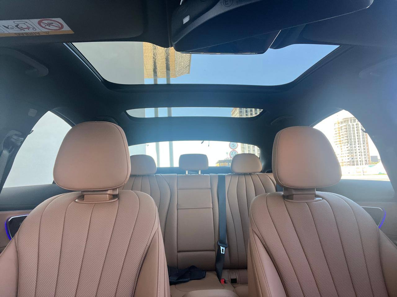 Mercedes-Benz E-Class 300id-4681