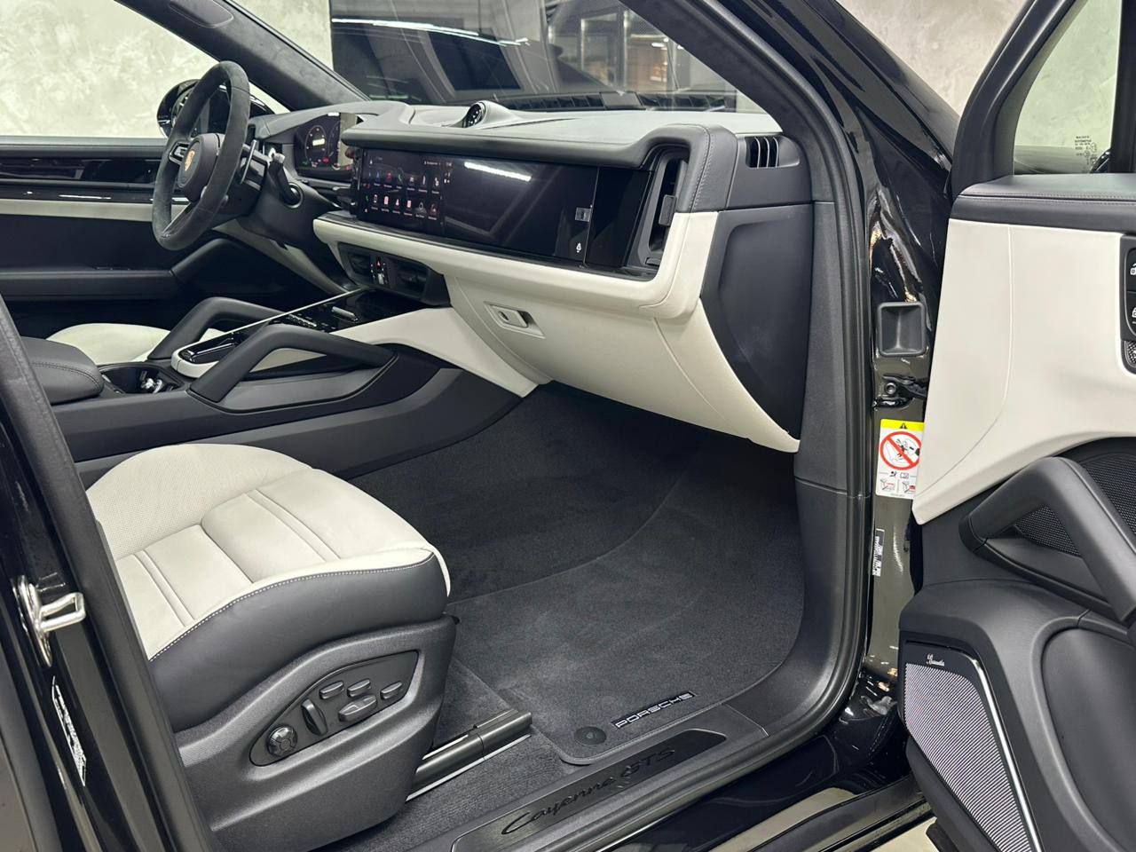 Porsche Cayenne GTS Coupeid-5423