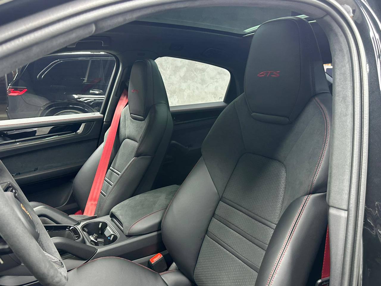 Porsche Cayenne GTS Coupeid-5424