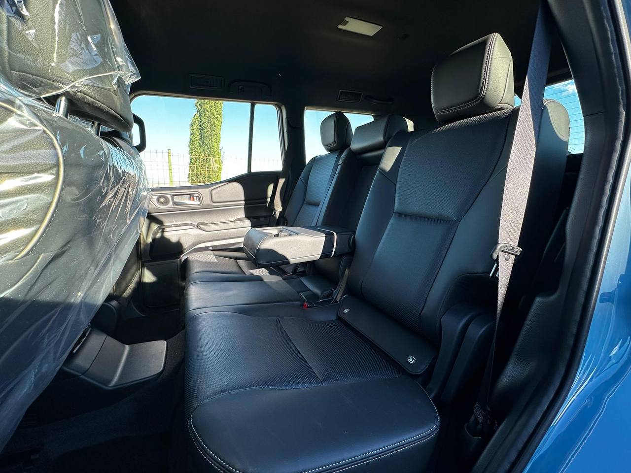 Toyota Land Cruiser Prado 250id-5427