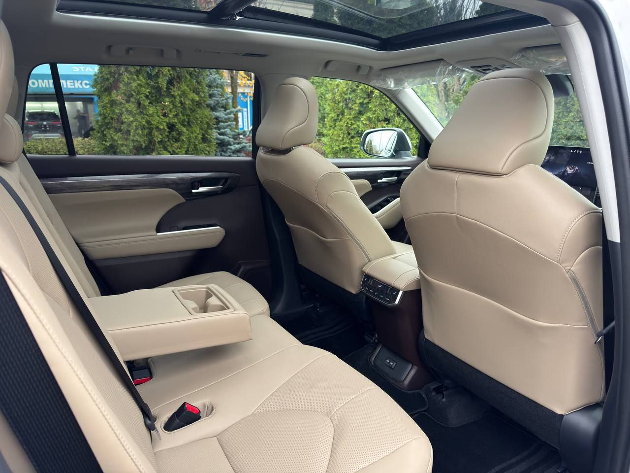 Toyota Highlander 2,0t 240л.с. 4wdid-5431