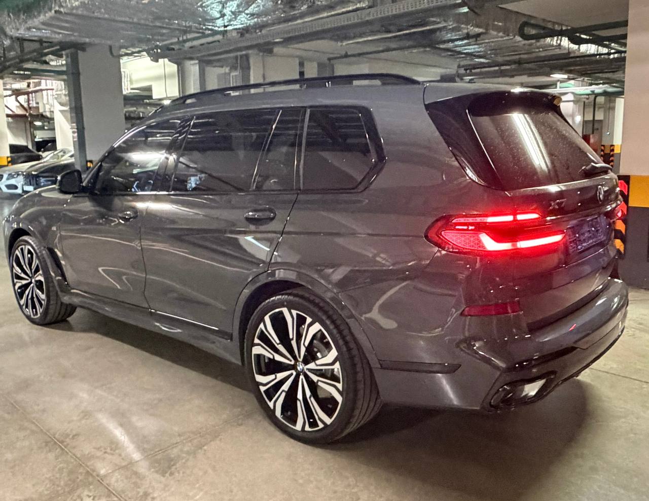 BMW X7 xDrive 40d Msportid-5433