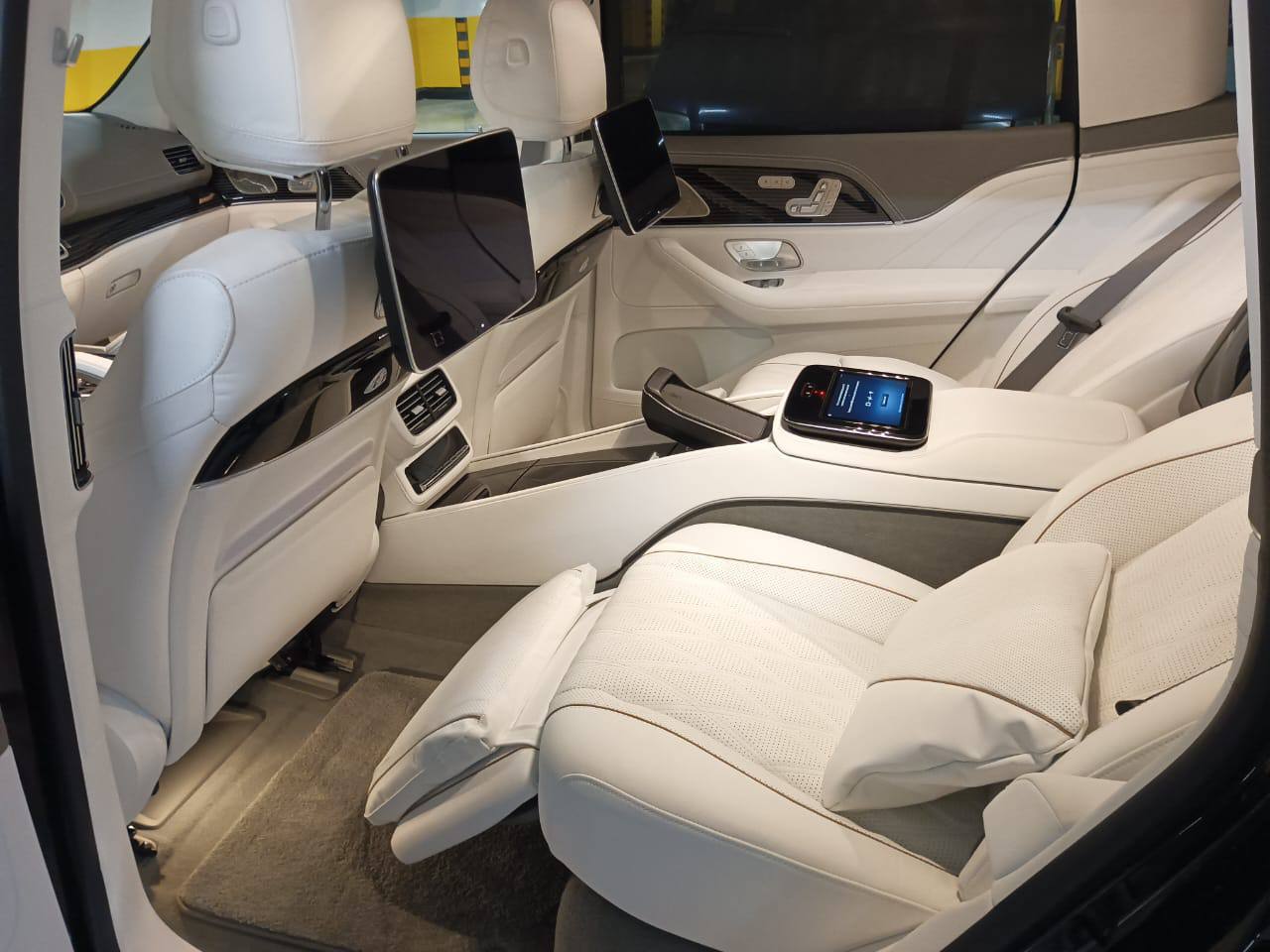 Mercedes-Benz GLS-class 600 Maybachid-3511