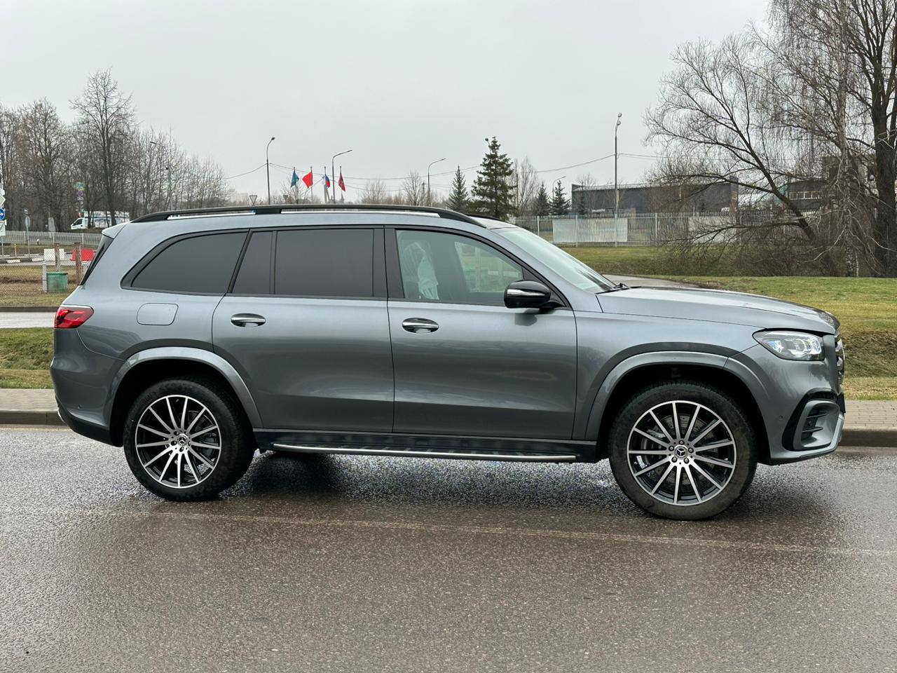 Mercedes-Benz GLS-Class 450did-3924