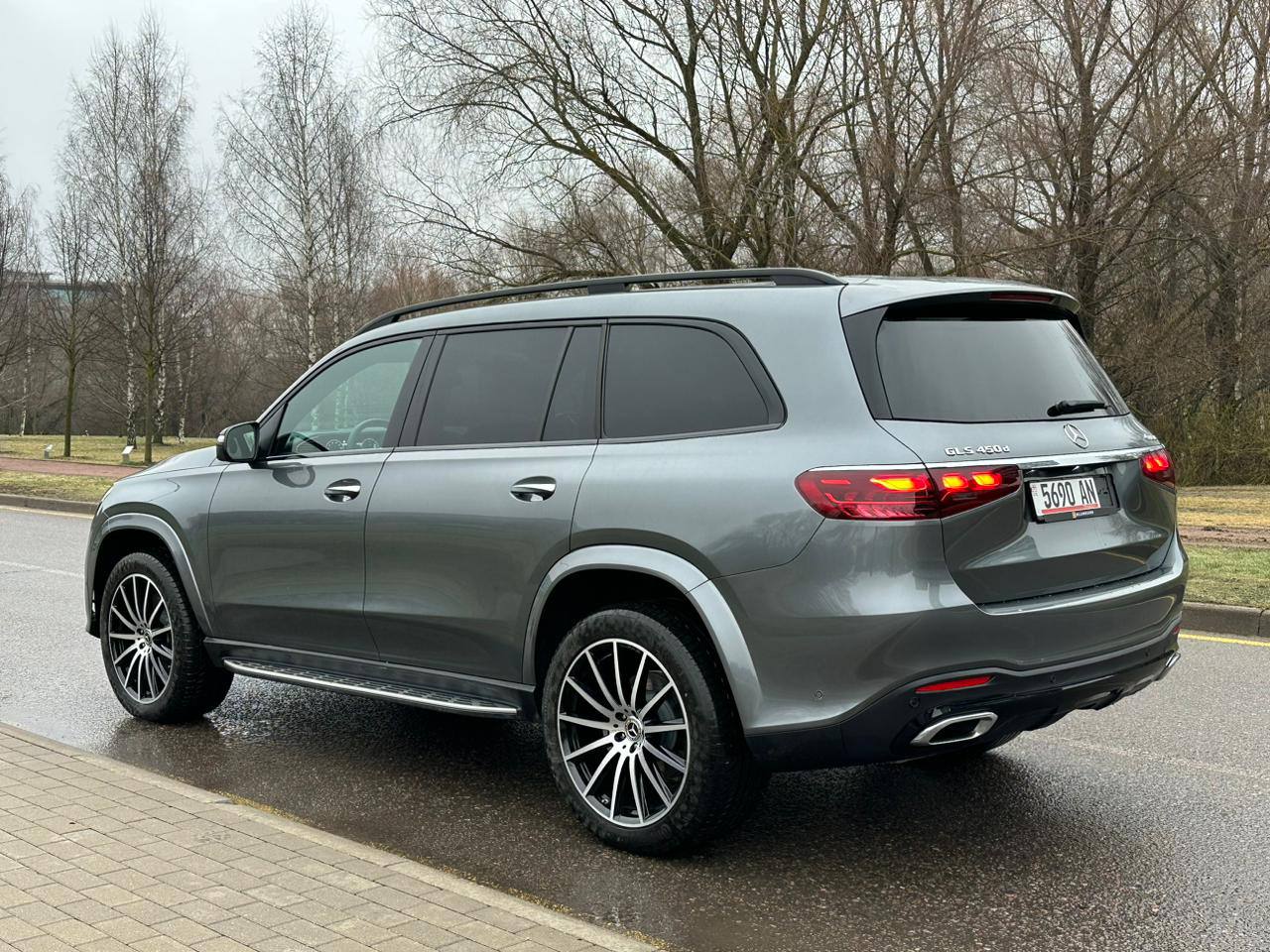 Mercedes-Benz GLS-Class 450did-3924