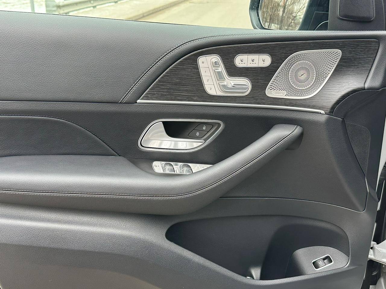 Mercedes-Benz GLS-Class 450did-3925