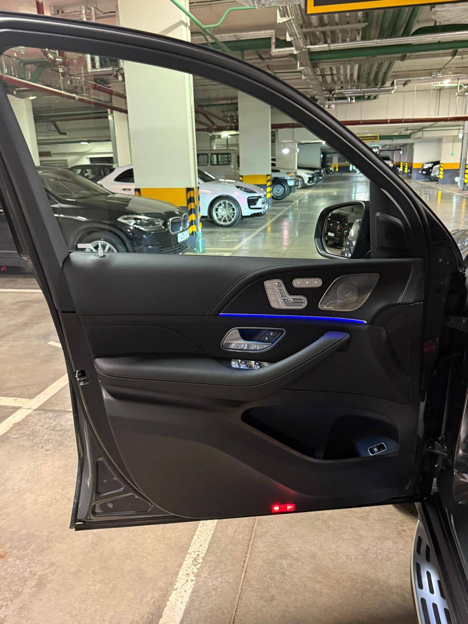 Mercedes-Benz GLE-Class 53 4M AMGid-3928