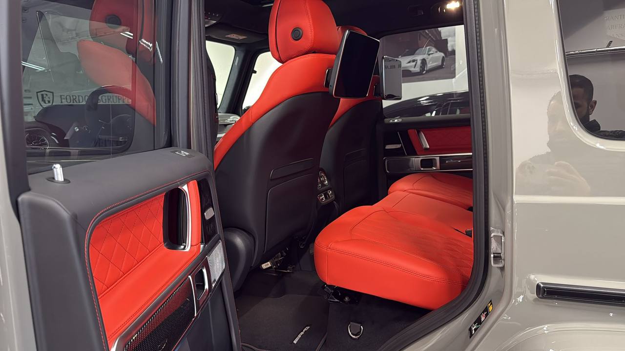 Mercedes-Benz G-Class 63 AMGid-4345