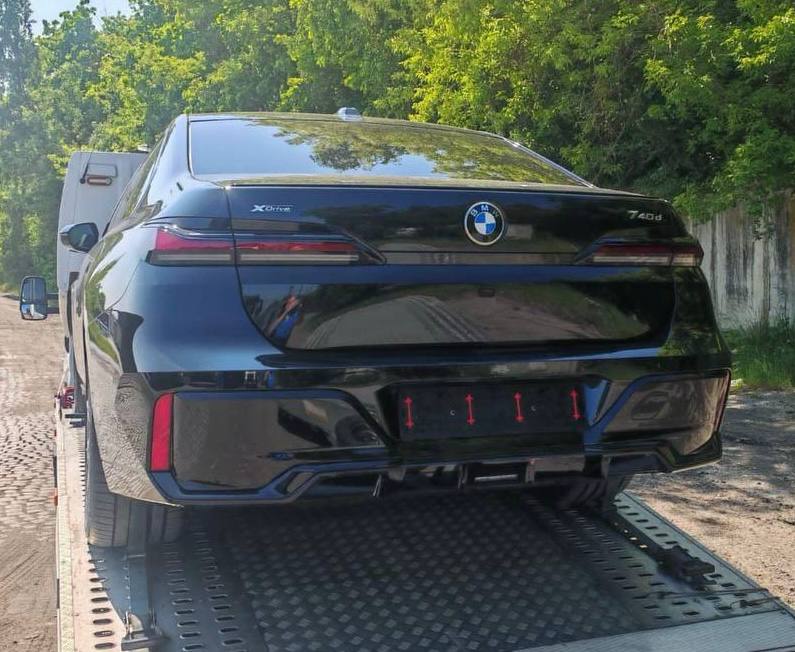 BMW 7 series 740d xDrive Msportid-4347
