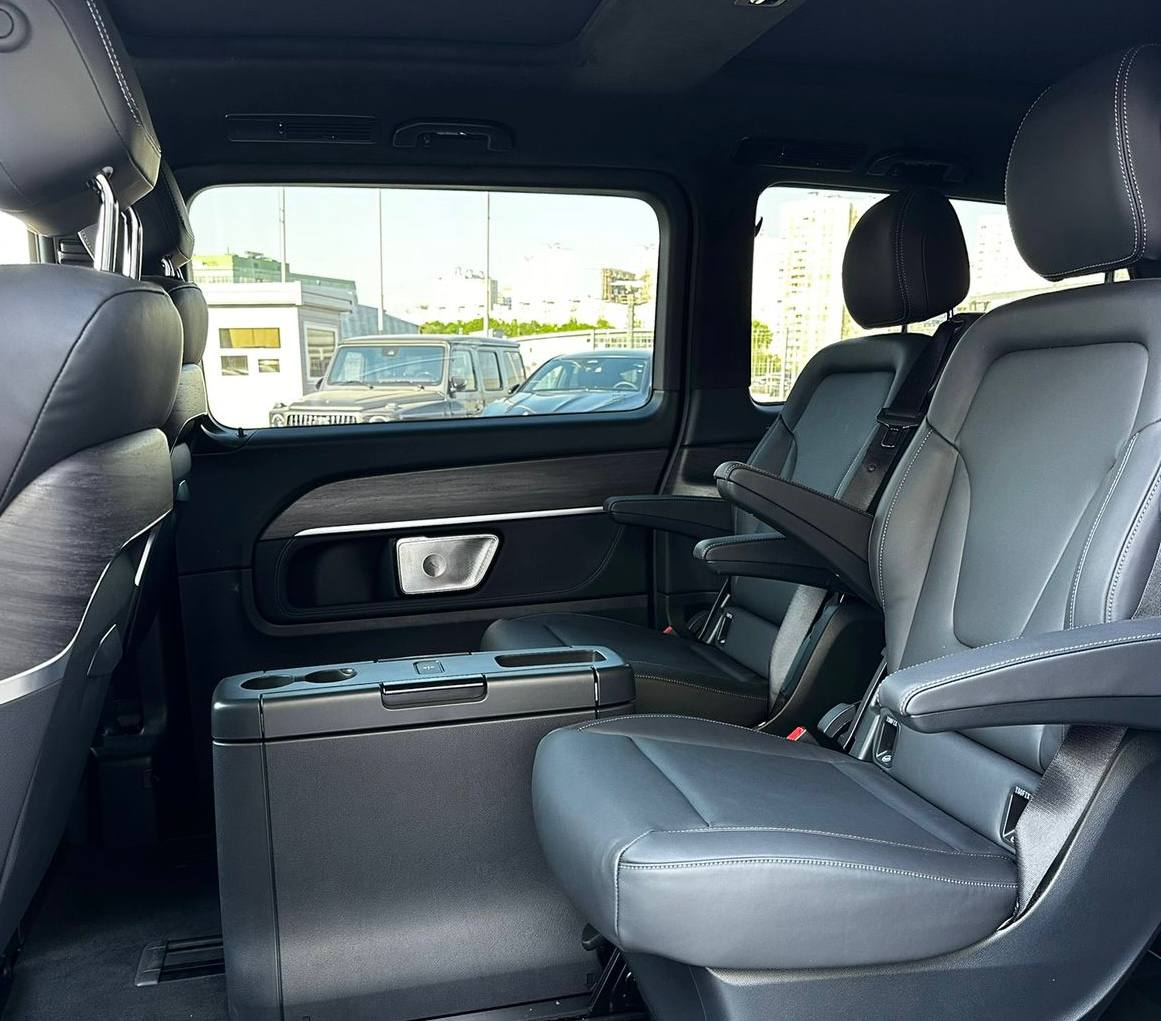 Mercedes-Benz V-Class V300d 4M Longid-4685