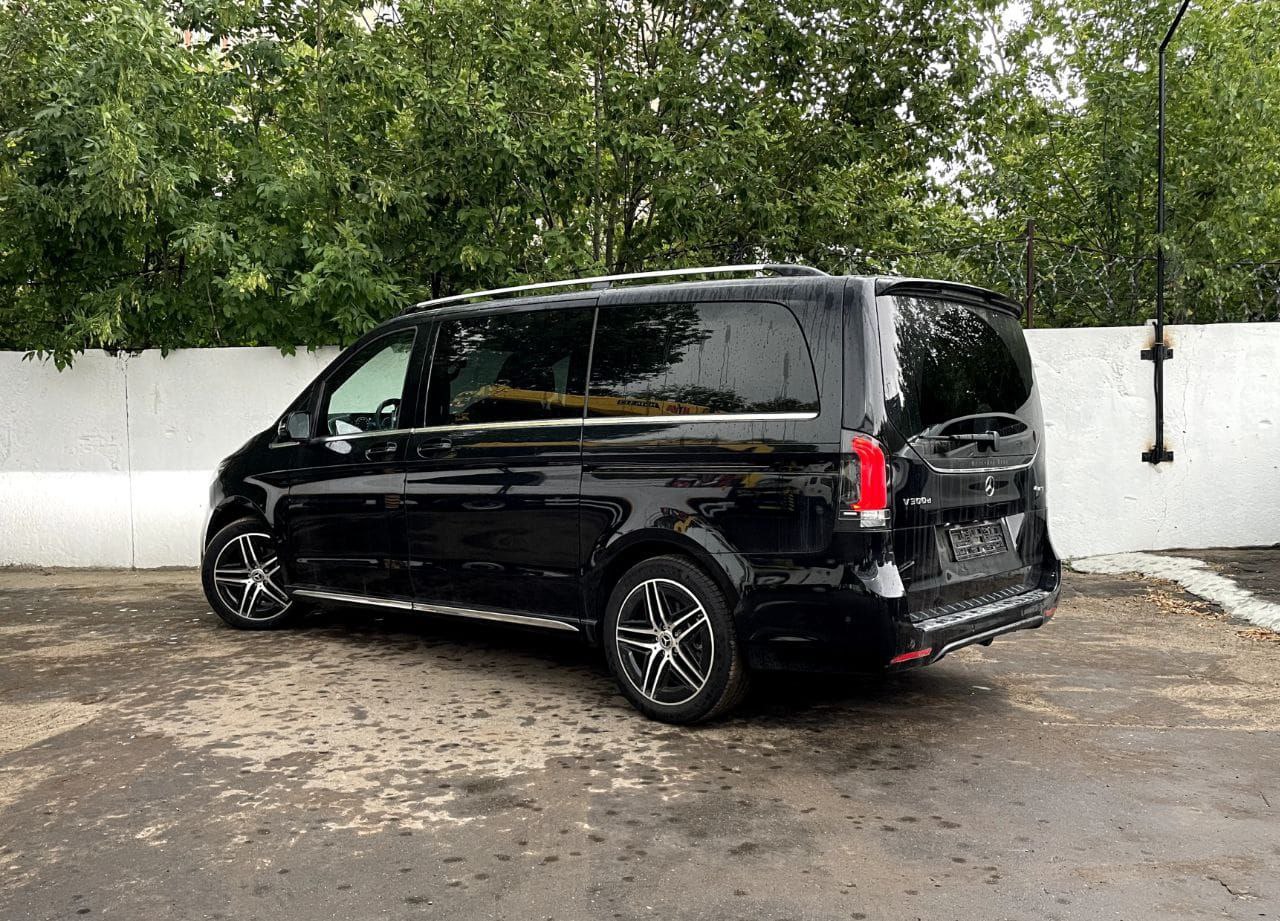 Mercedes-Benz V-Class 300 Long 4maticid-4688