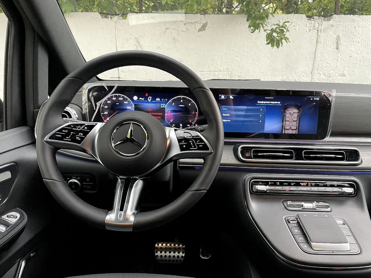 Mercedes-Benz V-Class 300 Long 4maticid-4688