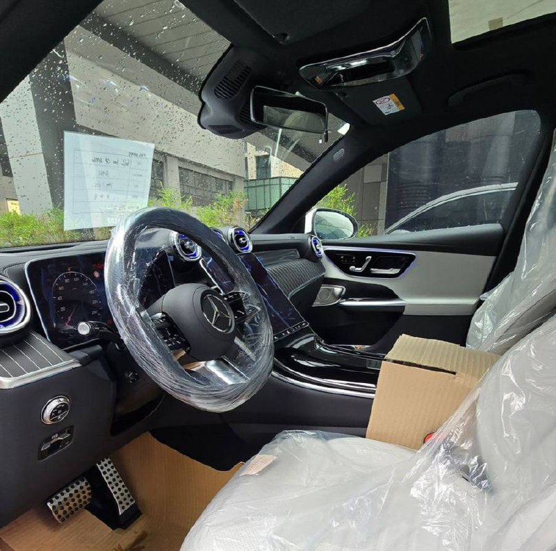 Mercedes-Benz GLC-Class 300 4Mid-4692