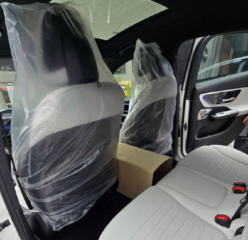 Mercedes-Benz GLC-Class 300 4Mid-4692