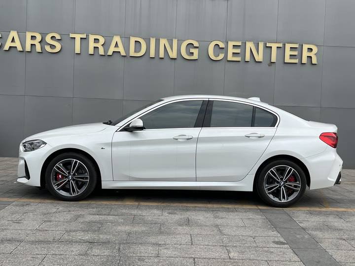 BMW 1 series 120iid-3934