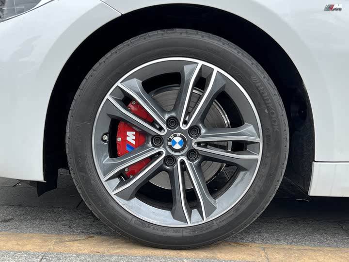 BMW 1 series 120iid-3934