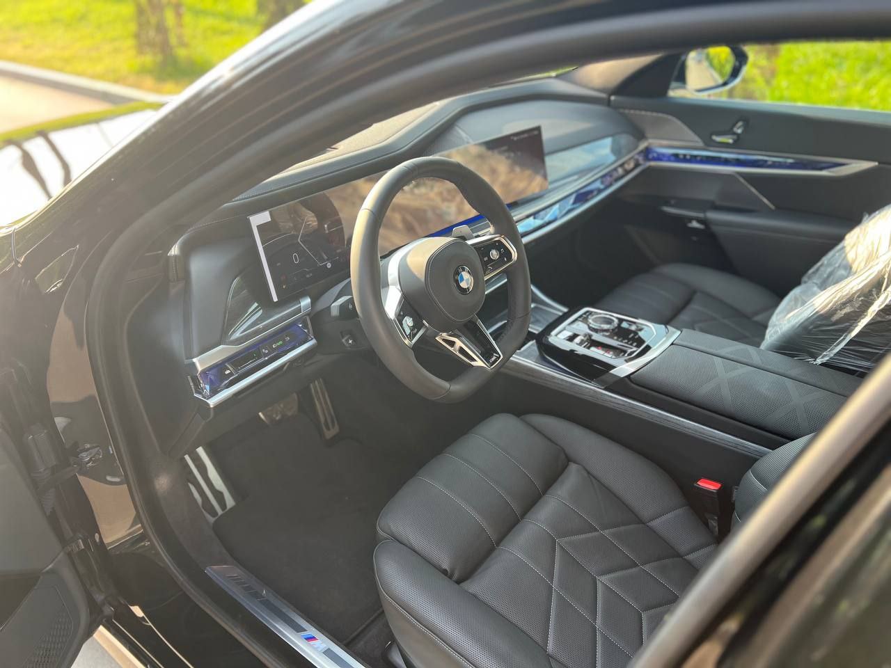 BMW 7 series 740 d xdriveid-3939