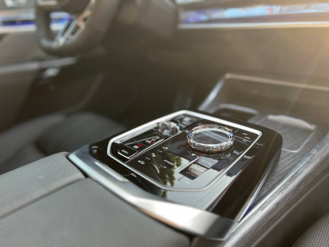 BMW 7 series 740 d xdriveid-3939