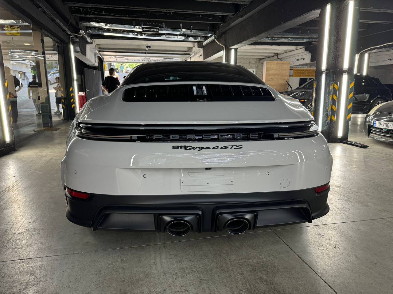 Porsche 911 Targa 4 GTS Cabrioid-3940