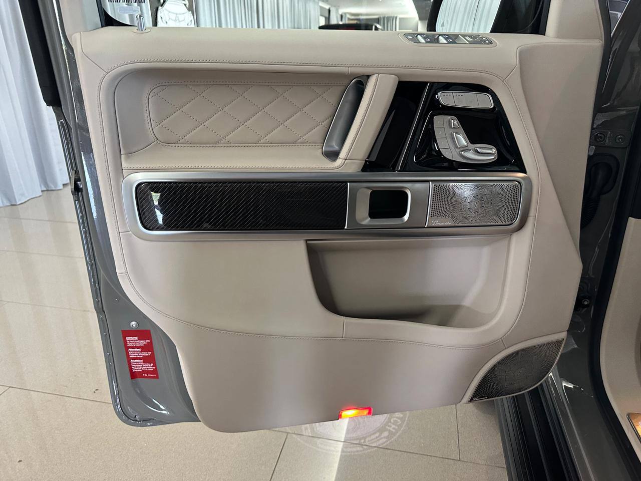 Mercedes-Benz G-Class 63 AMGid-3946