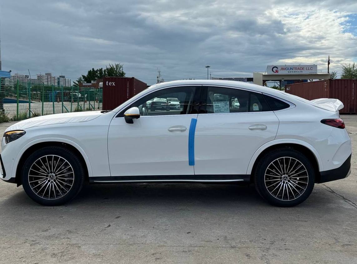 Mercedes-Benz GLC-Class 300 4Mid-4694