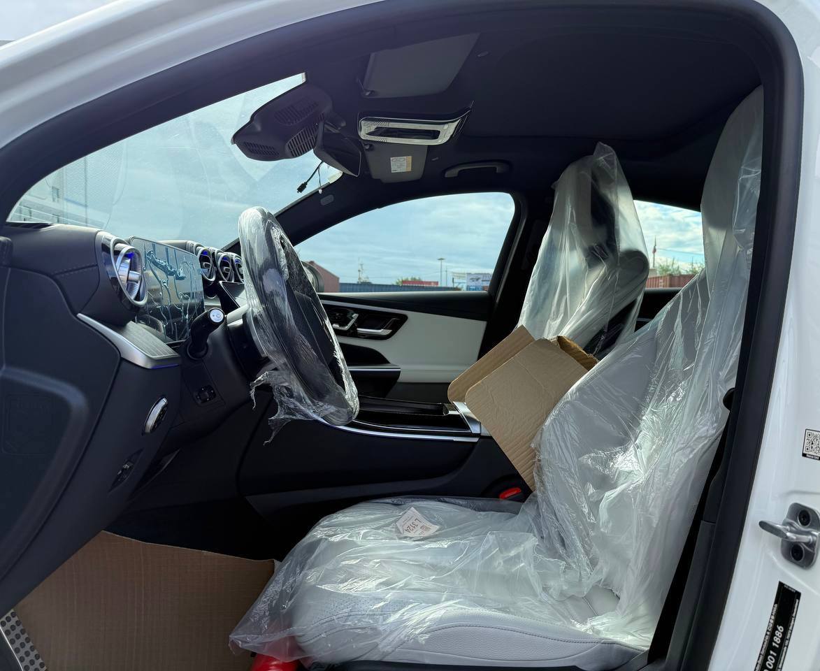 Mercedes-Benz GLC-Class 300 4Mid-4694