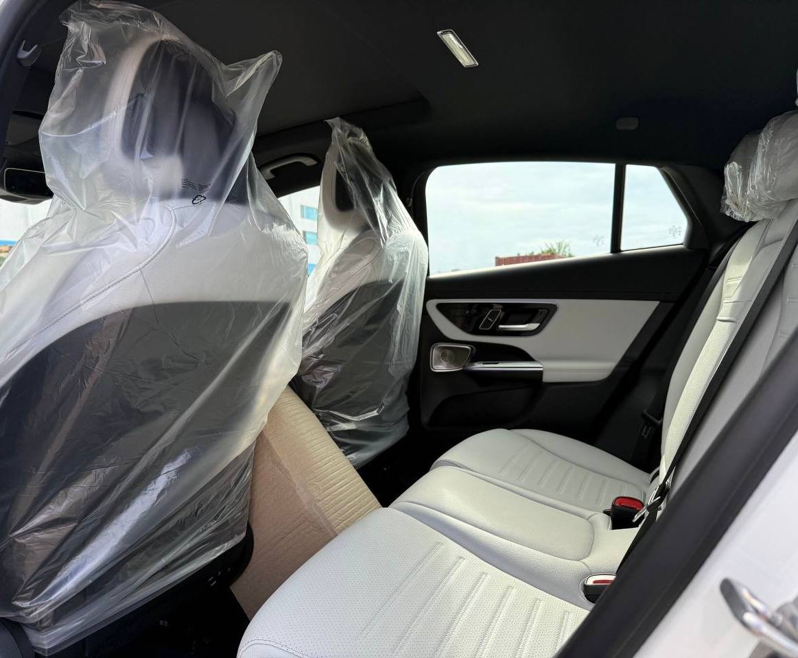 Mercedes-Benz GLC-Class 300 4Mid-4694