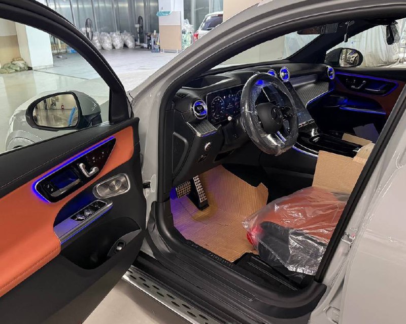 Mercedes-Benz GLC-Class 300 4Mid-4695