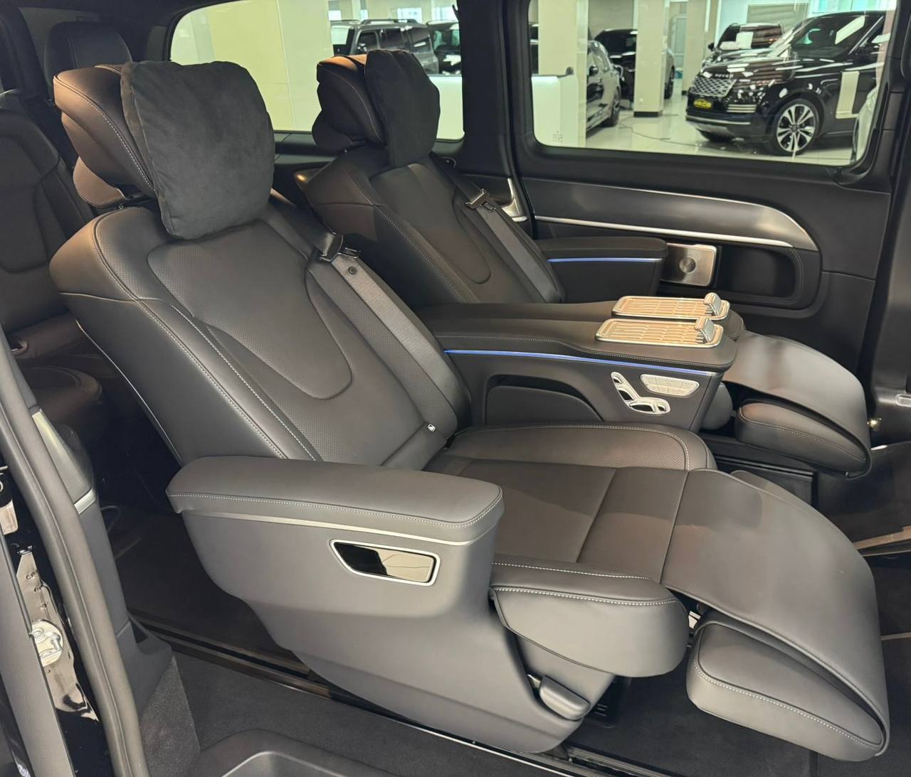 Mercedes-Benz V-Class 300d 4M Extra Longid-4697