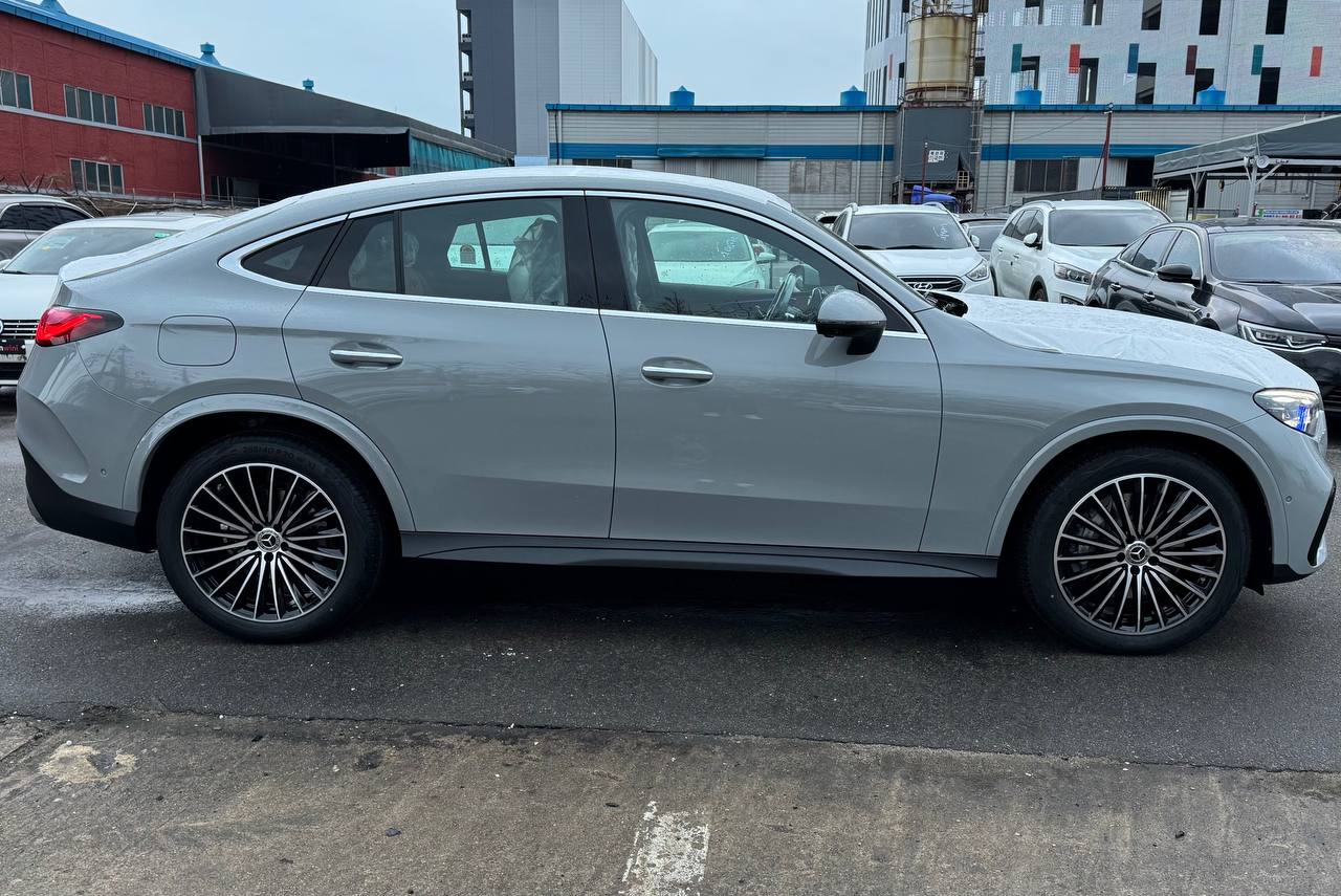 Mercedes-Benz GLC-Class 300 4Mid-5681