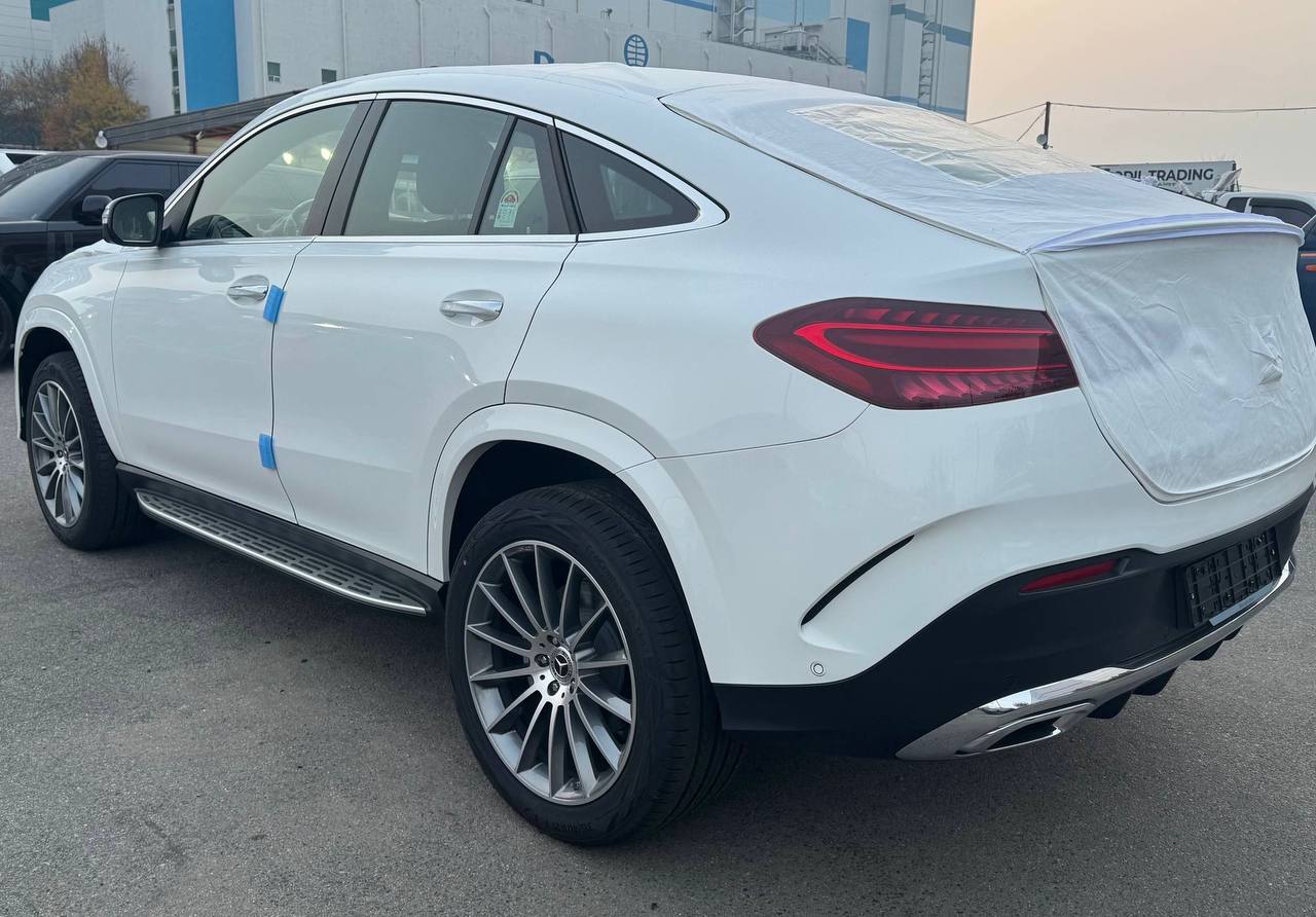 Mercedes-Benz GLE-Class 450id-5687