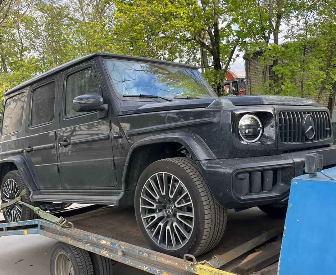 Mercedes-Benz G-class 63 AMGid-3513