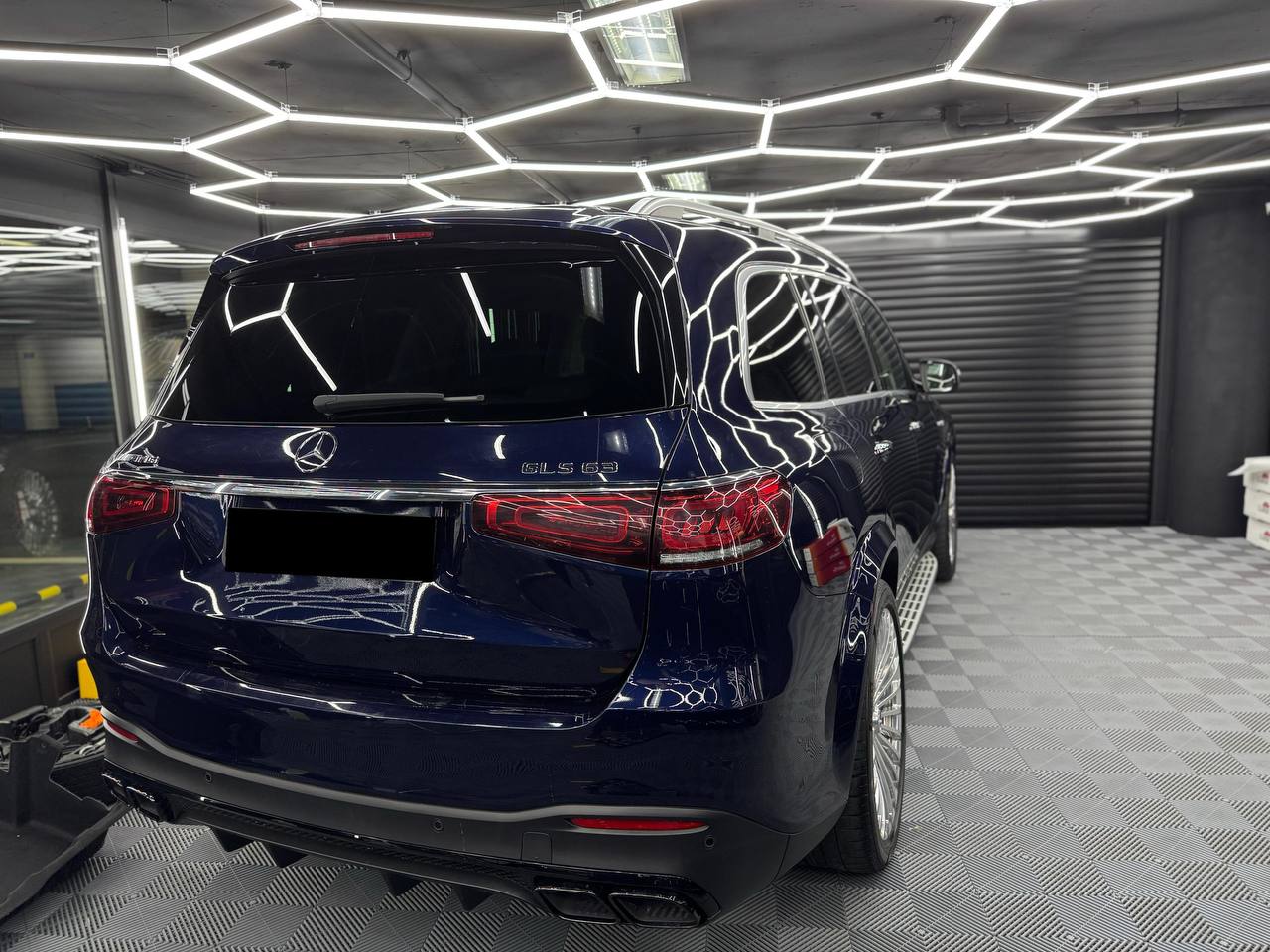 Mercedes-Benz GLS-Class 400did-3956