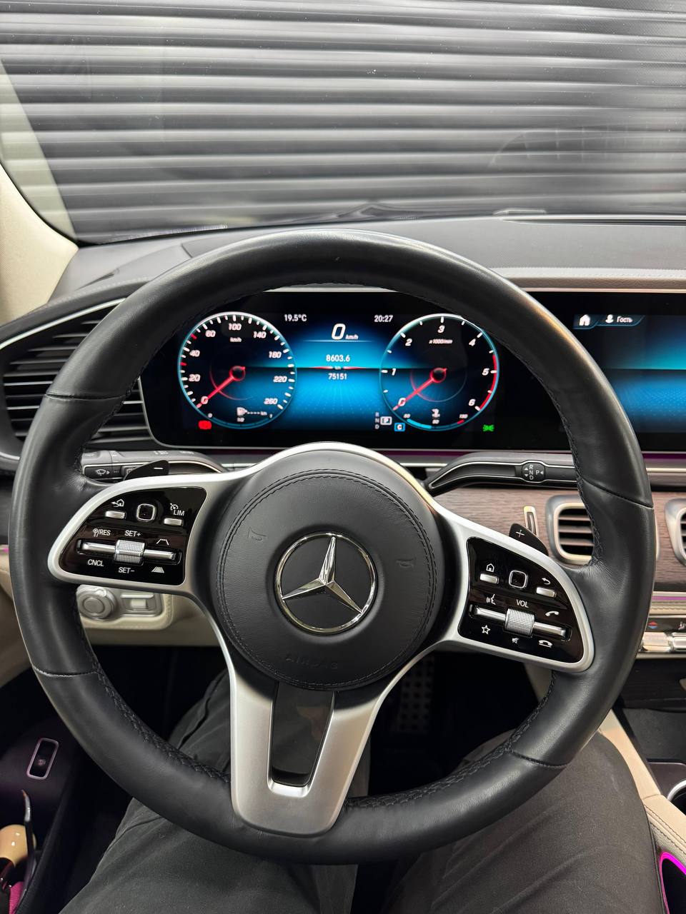 Mercedes-Benz GLS-Class 400did-3956