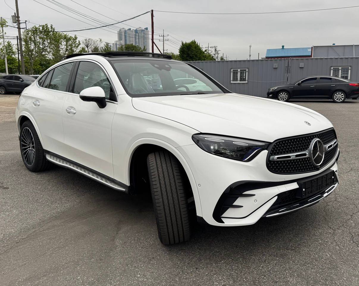 Mercedes-Benz GLC-Class 300 4Mid-3958