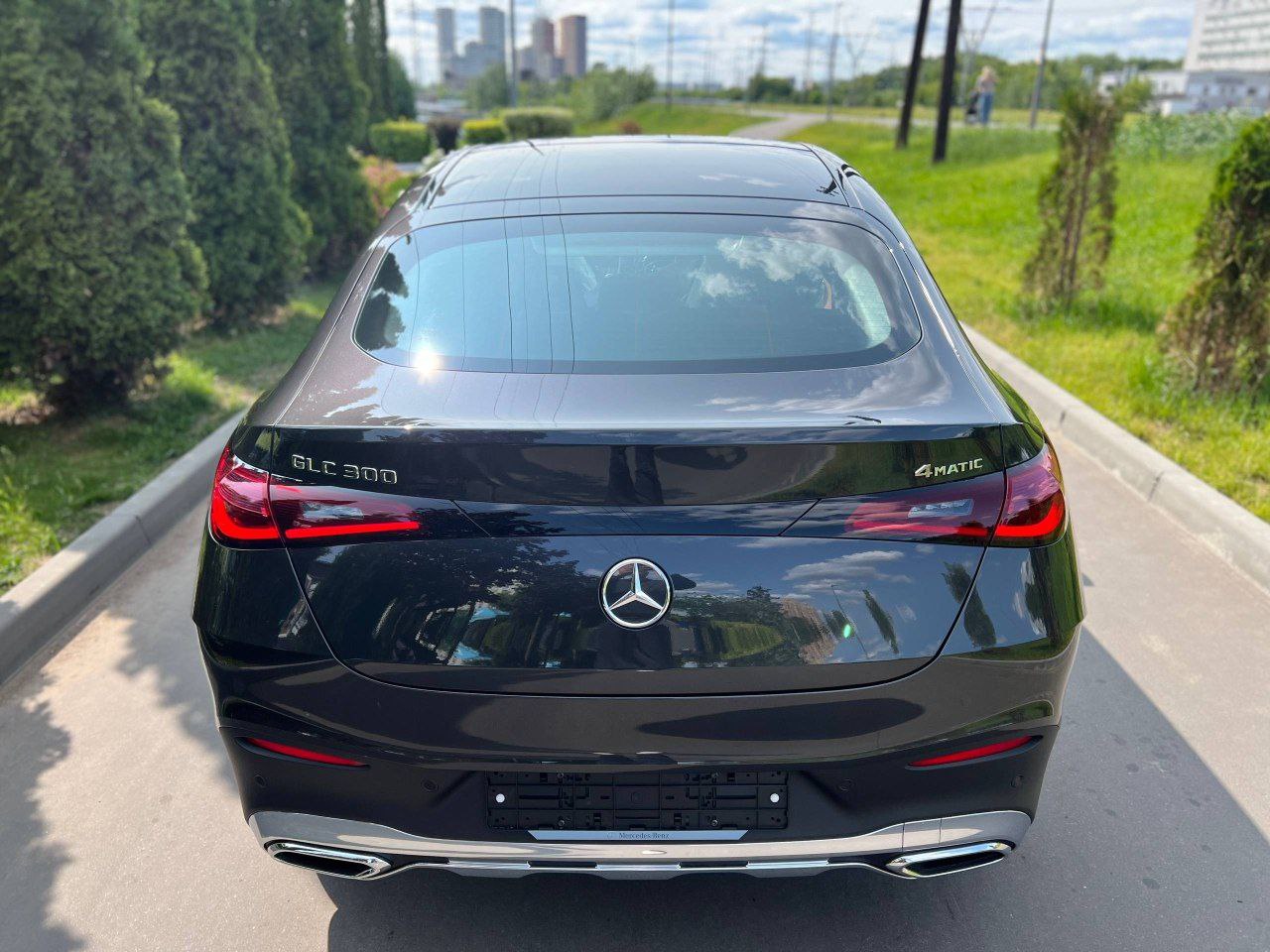 Mercedes-Benz GLC-Class 300 Coupeid-3961