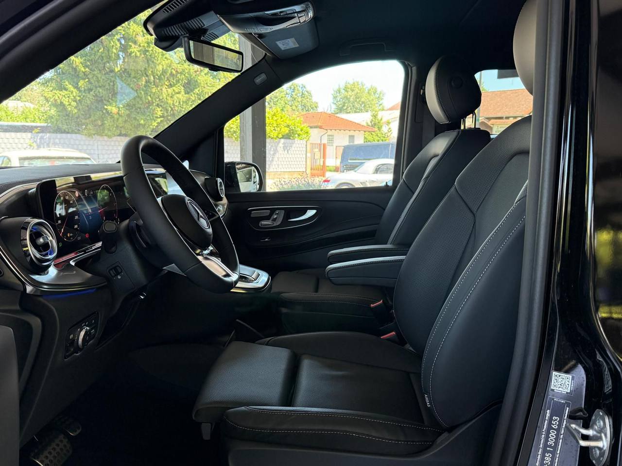 Mercedes-Benz V-Class 300d 4M Extra Longid-4370