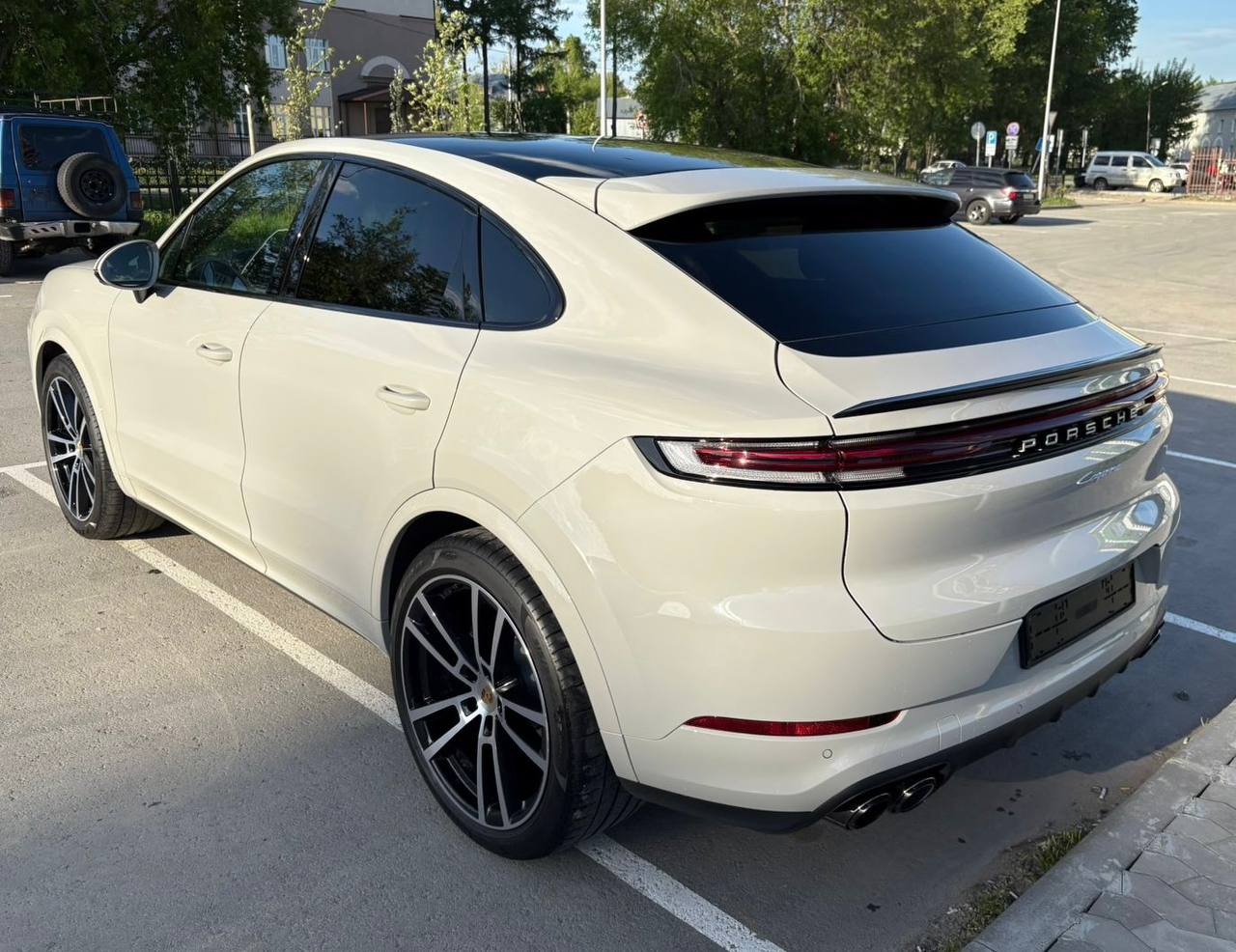 Porsche Cayenne id-4371