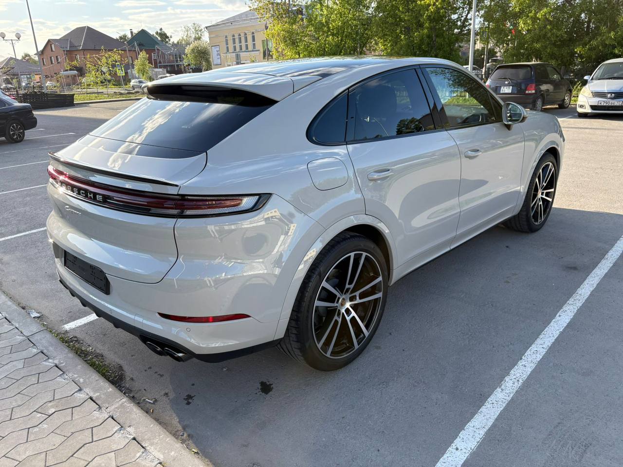 Porsche Cayenne id-4371