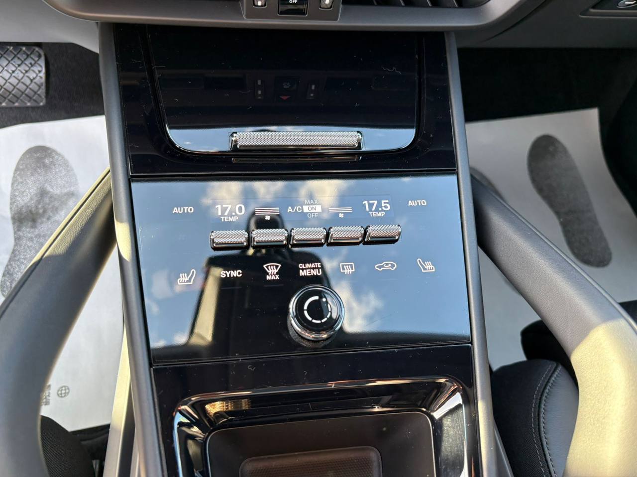 Porsche Cayenne id-4371