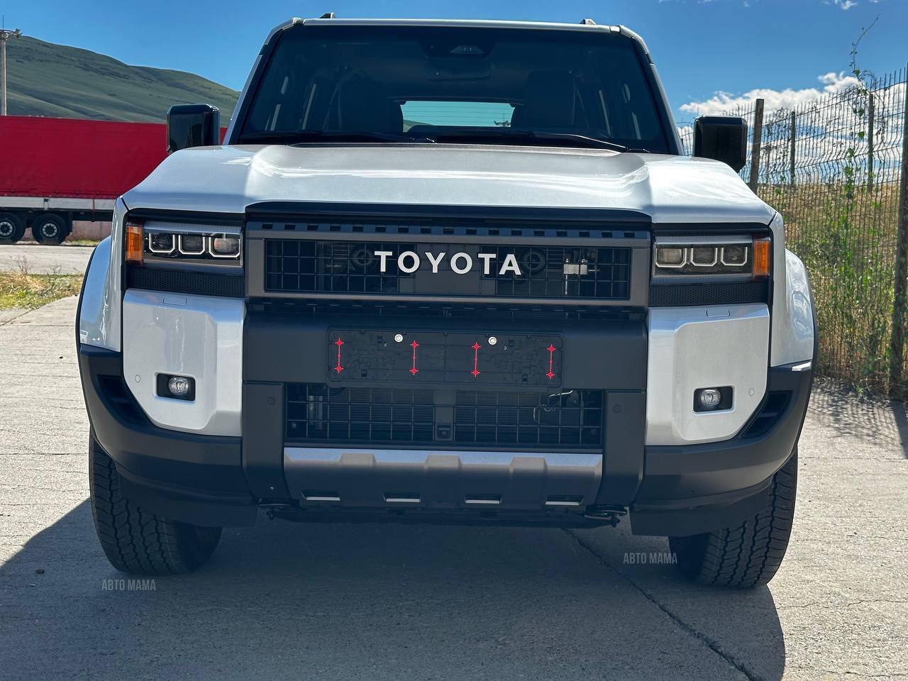 Toyota Land Cruiser Prado 2.4id-5228