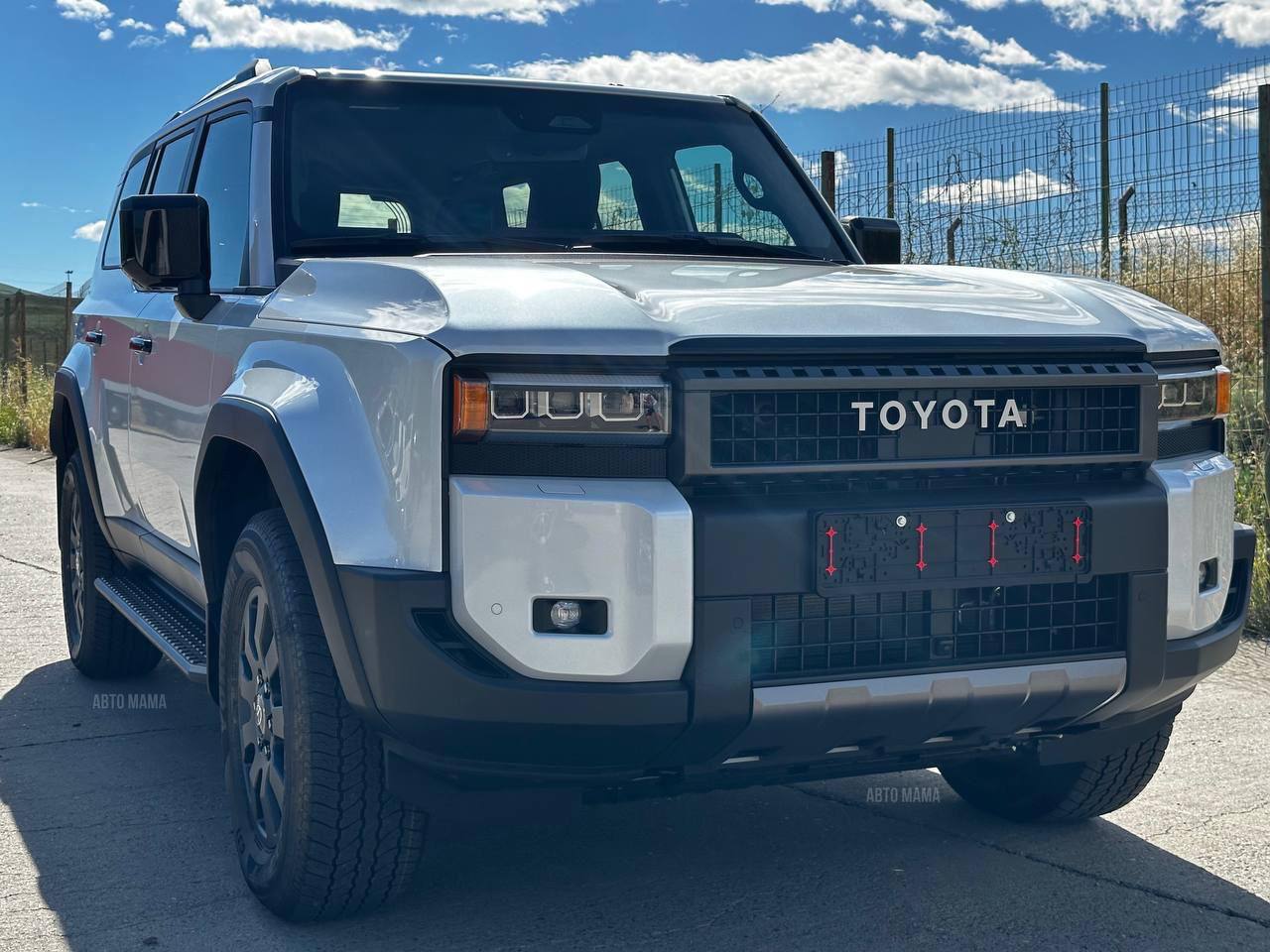 Toyota Land Cruiser Prado 2.4id-5228