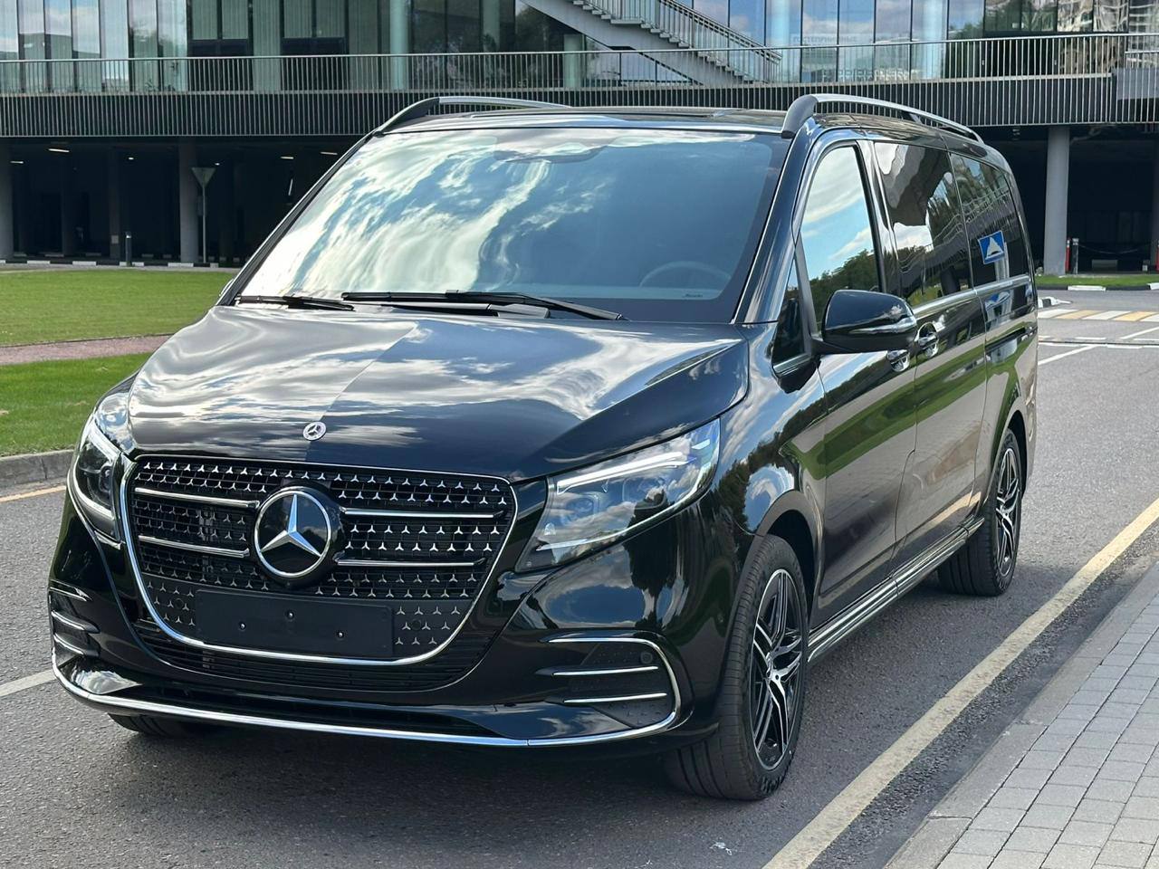 Mercedes-Benz V-Class 300d 4M Extra Longid-5232