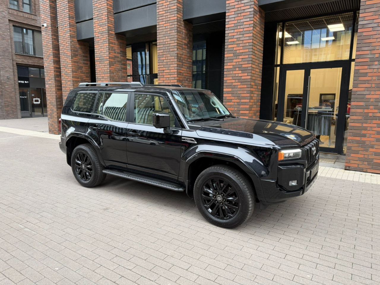 Toyota Land Cruiser 250id-5444