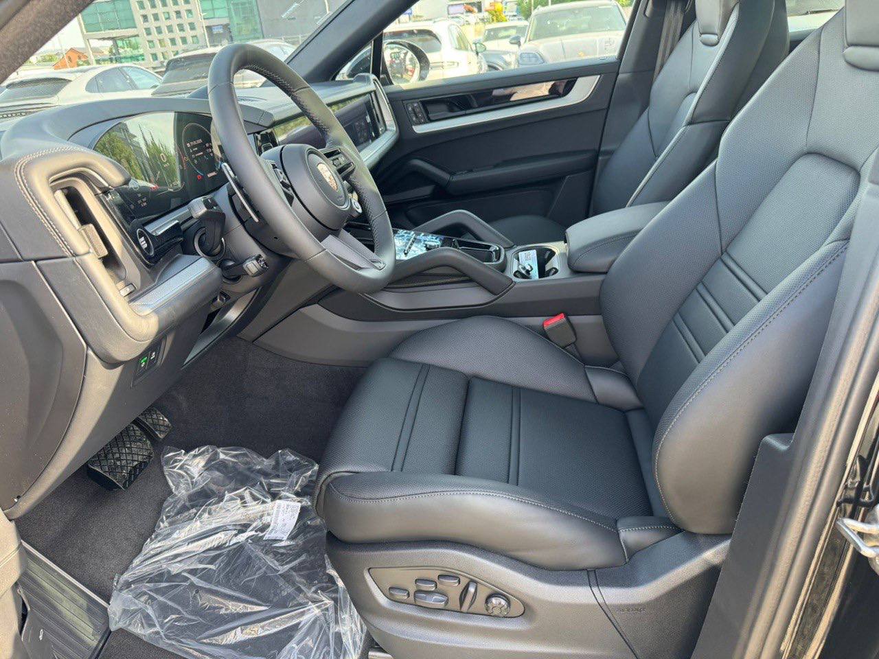 Porsche Cayenne Coupeid-3979