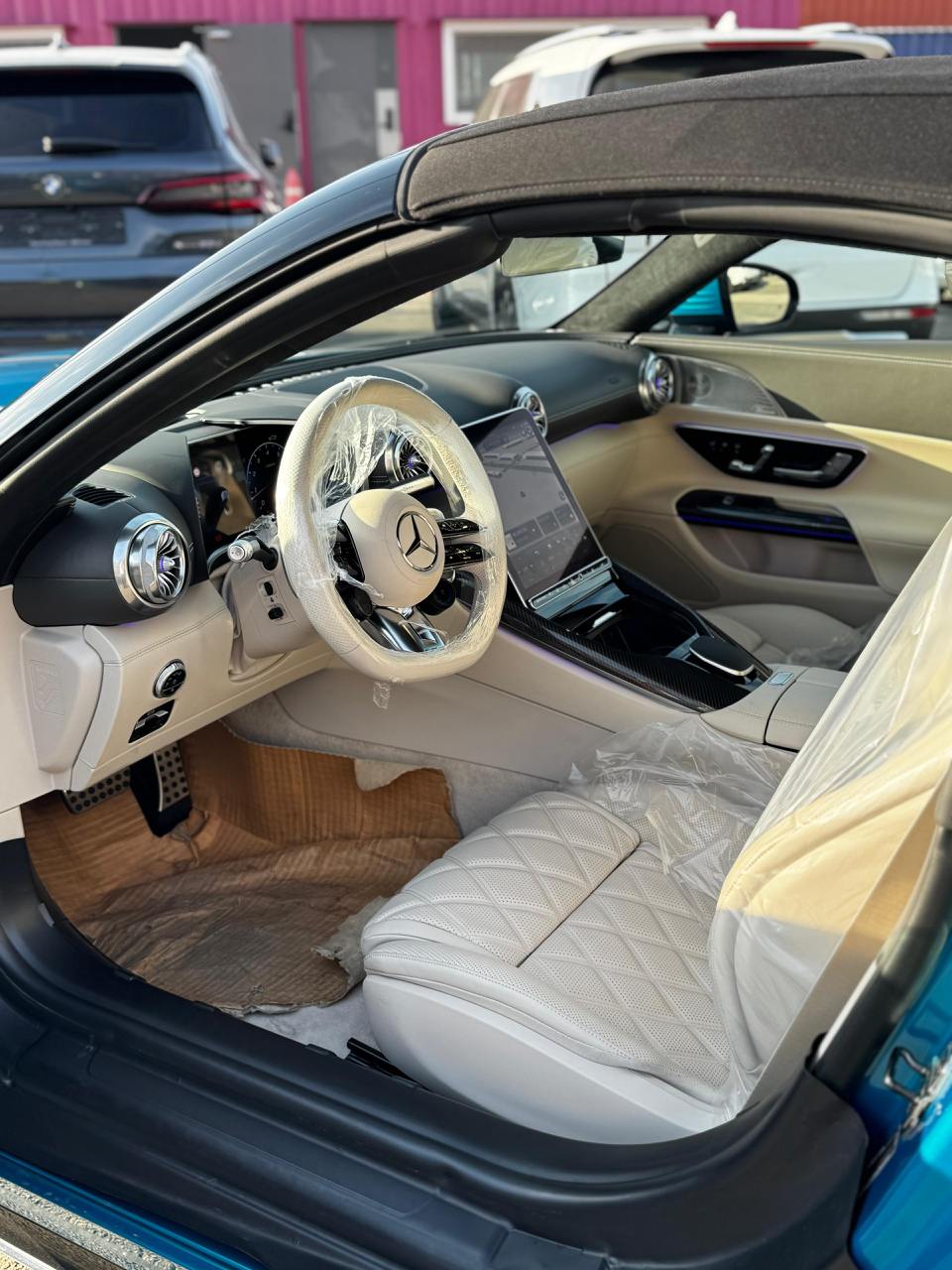 Mercedes-Benz SL-Class 63 4MATIC+id-3982