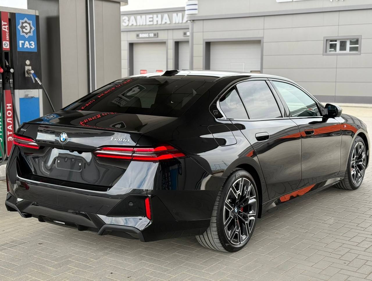 BMW 5 series 540d xDrive Msportid-3988