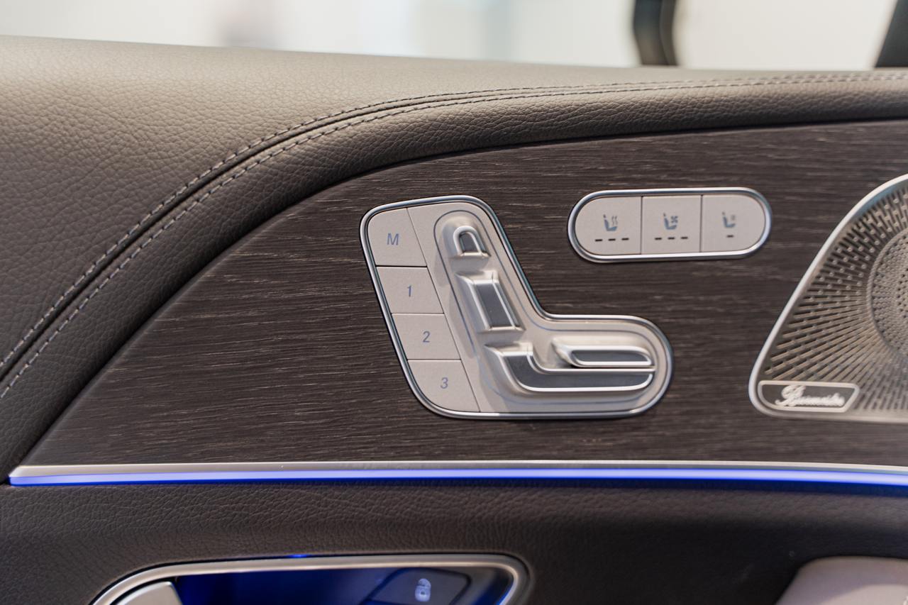 Mercedes-Benz GLS-Class 450did-3998